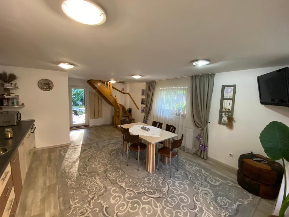 Casa Lucky Hotel Rîşnov Ngoại thất bức ảnh