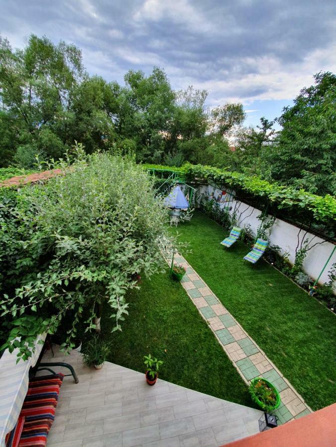 Casa Lucky Hotel Rîşnov Ngoại thất bức ảnh